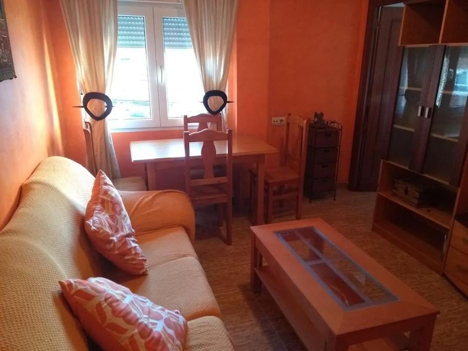Apartamento Aviles, Centro Ciudad Exteriör bild